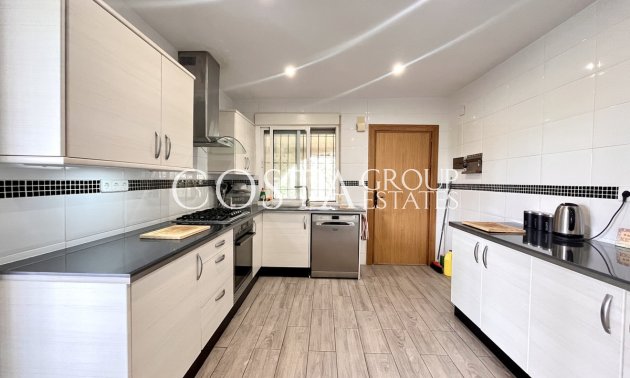 Resale - Villa -
Pilar de la Horadada - Pilar de la Horadada Centro