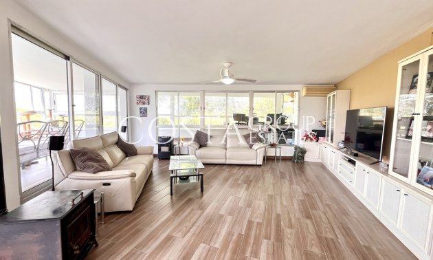 Resale - Villa -
Pilar de la Horadada - Pilar de la Horadada Centro