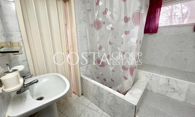 Resale - Villa -
Pilar de la Horadada - Pilar de la Horadada Centro