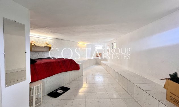 Resale - Villa -
Pilar de la Horadada - Pilar de la Horadada Centro