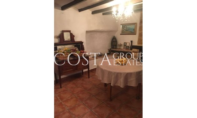 Resale - Villa -
Benissa - Benissa Centro
