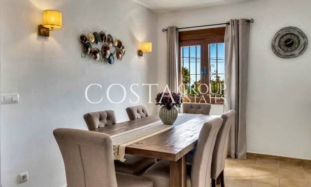 Wiederverkauf - Villa -
Benissa