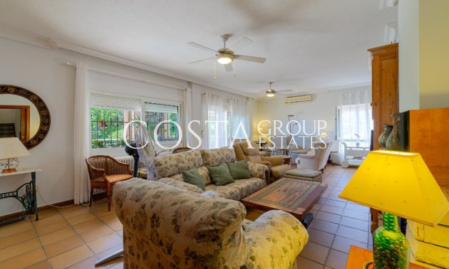 Resale - Villa -
Orihuela - Campoamor