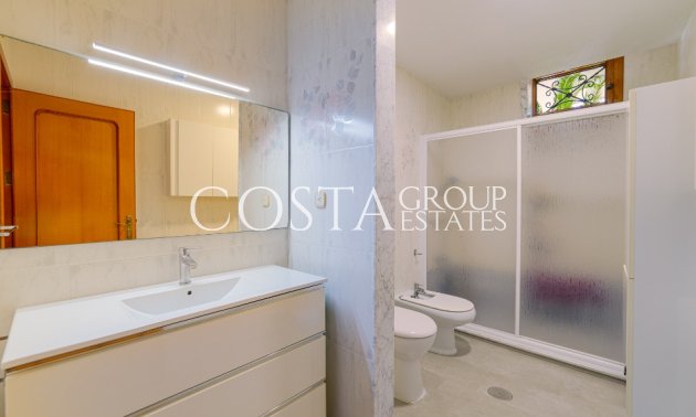 Resale - Villa -
Orihuela - Campoamor