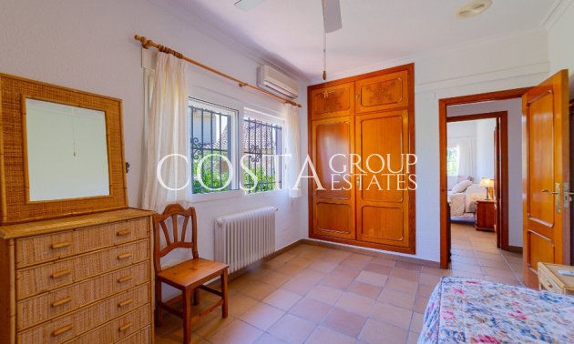 Resale - Villa -
Orihuela - Campoamor