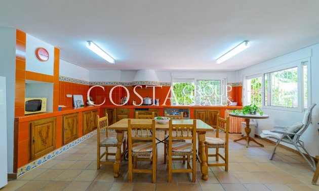 Resale - Villa -
Orihuela - Campoamor