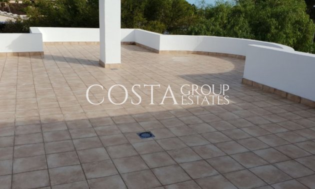 Resale - Villa -
Orihuela - La Zenia