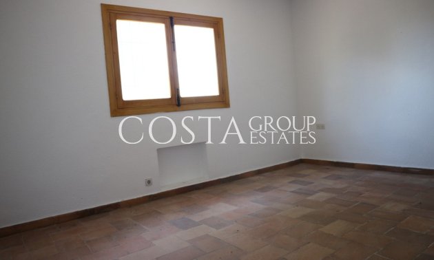 Resale - Villa -
Orihuela - La Zenia