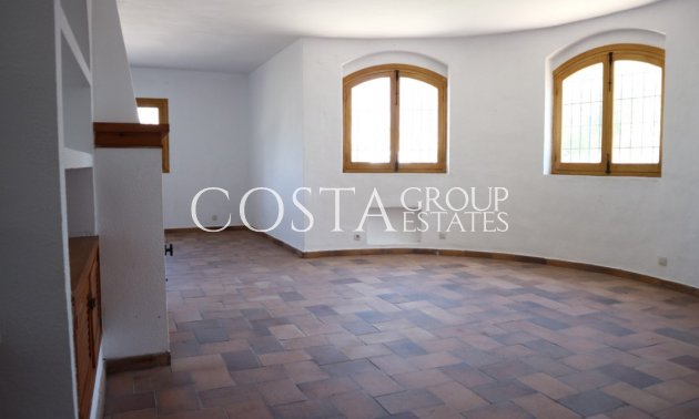 Resale - Villa -
Orihuela - La Zenia