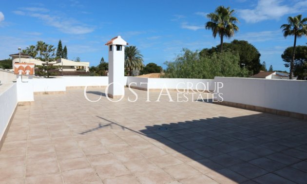 Resale - Villa -
Orihuela - La Zenia