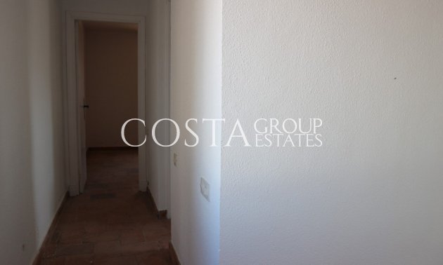 Resale - Villa -
Orihuela - La Zenia