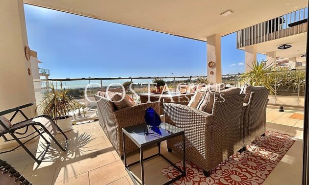 Resale - Apartments -
Orihuela - Villamartin