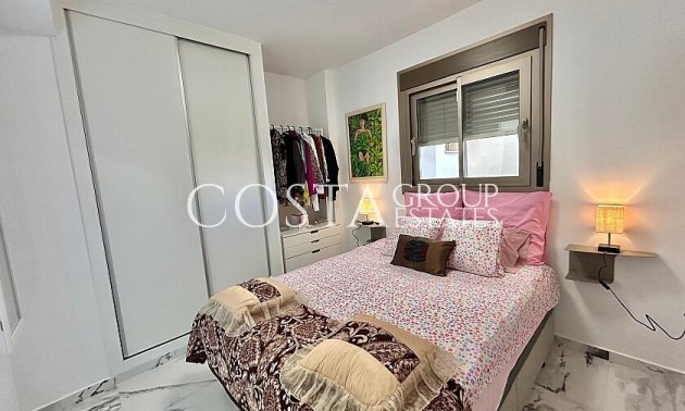 Resale - Apartments -
Orihuela - Villamartin