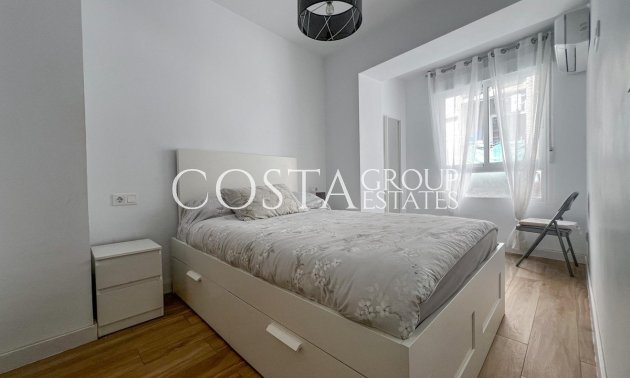 Herverkoop - Apartments -
Alicante - Alicante Centro