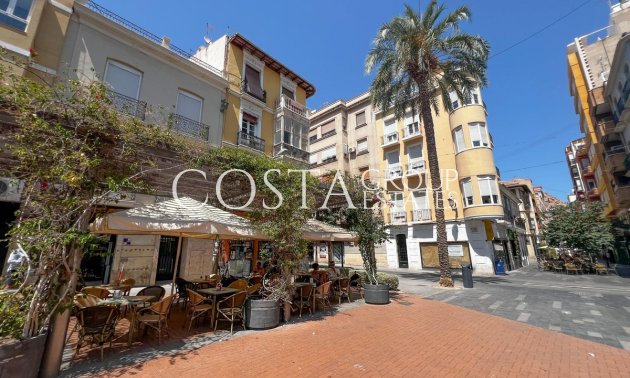 Herverkoop - Apartments -
Alicante - Alicante Centro