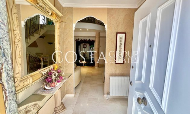 Resale - House -
Torrevieja - Torrevieja Centro