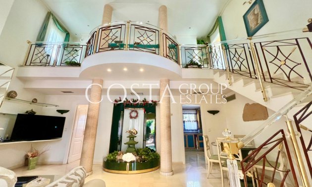 Resale - House -
Torrevieja - Torrevieja Centro