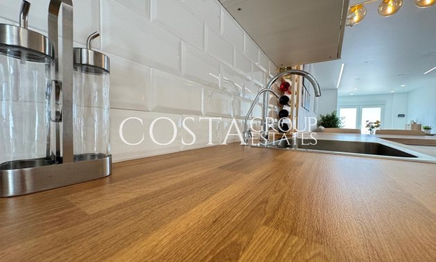 Wiederverkauf - House -
Torrevieja - Torrevieja Centro