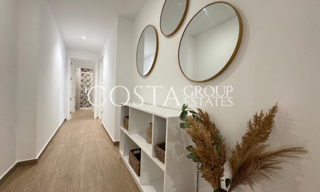 Resale - Apartments -
Torrevieja - Torrevieja Centro