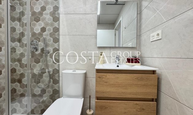 Resale - Apartments -
Torrevieja - Torrevieja Centro