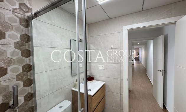 Resale - Apartments -
Torrevieja - Torrevieja Centro