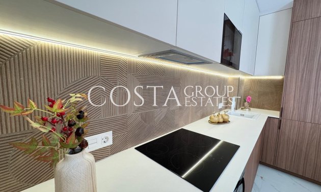 Resale - Apartments -
Torrevieja - Torrevieja Centro