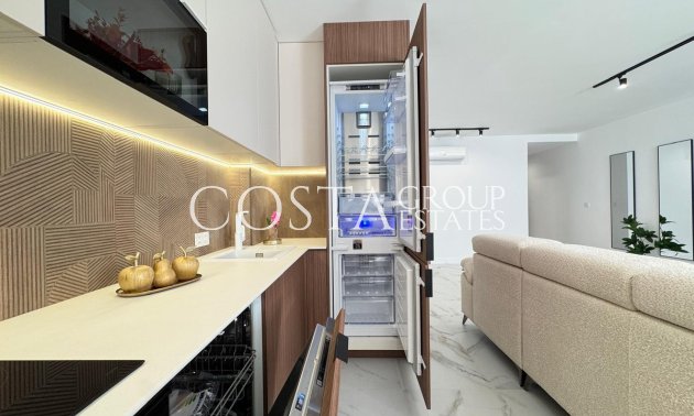 Resale - Apartments -
Torrevieja - Torrevieja Centro