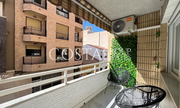 Resale - Apartments -
Torrevieja - Torrevieja Centro