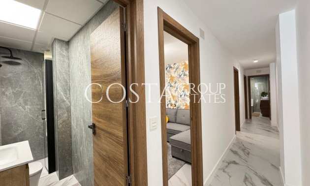 Resale - Apartments -
Torrevieja - Torrevieja Centro