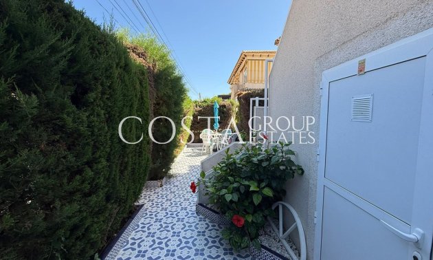 Resale - House -
Torrevieja - Torrevieja Centro