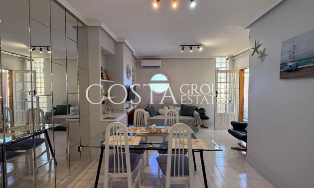 Resale - House -
Torrevieja - Torrevieja Centro