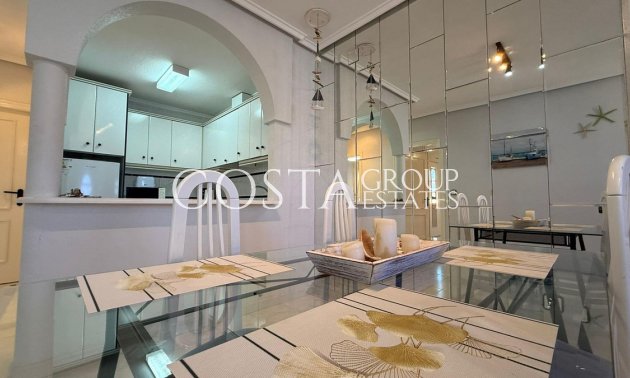 Resale - House -
Torrevieja - Torrevieja Centro