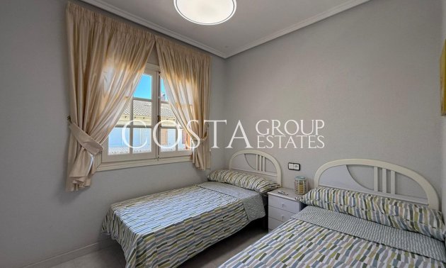 Resale - House -
Torrevieja - Torrevieja Centro