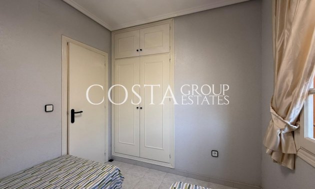 Resale - House -
Torrevieja - Torrevieja Centro