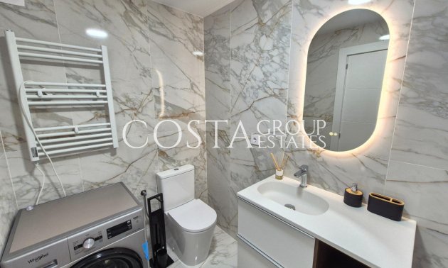 Resale - Apartments -
Torrevieja - Torrevieja Centro