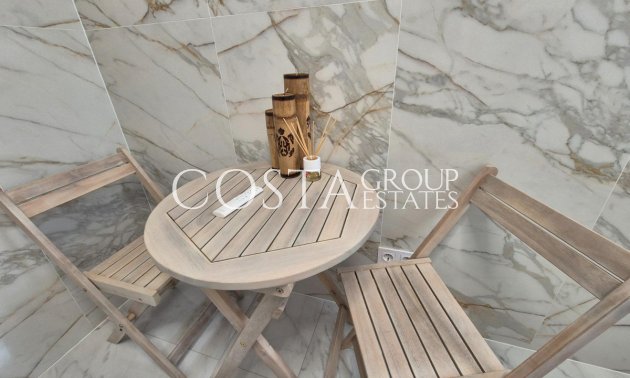 Resale - Apartments -
Torrevieja - Torrevieja Centro