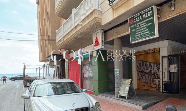 Resale - Apartments -
Torrevieja - Torrevieja Centro