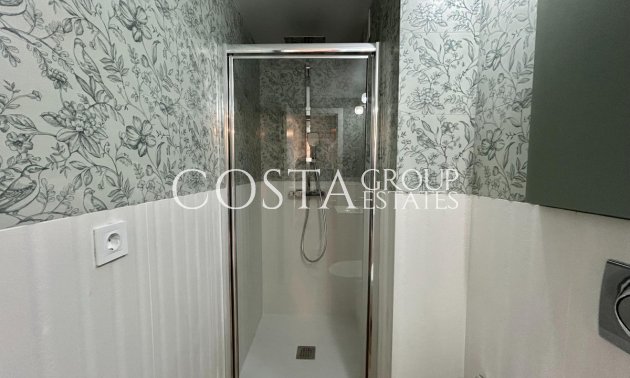 Resale - Apartments -
Torrevieja - Torrevieja Centro