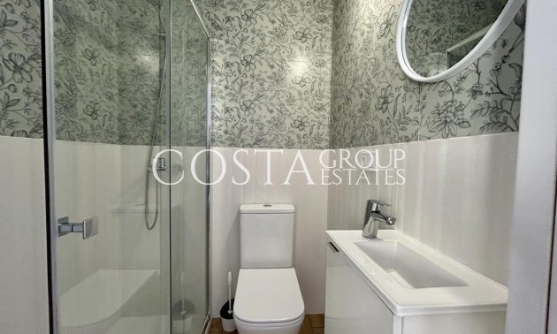 Resale - Apartments -
Torrevieja - Torrevieja Centro