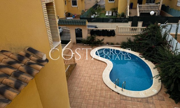 Revente - Maison -
Orihuela - Orihuela Costa
