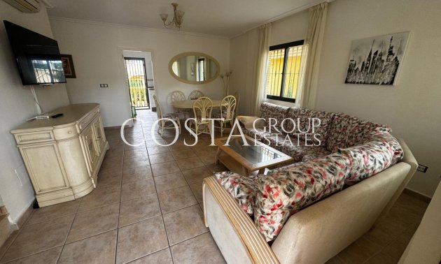 Revente - Maison -
Orihuela - Orihuela Costa