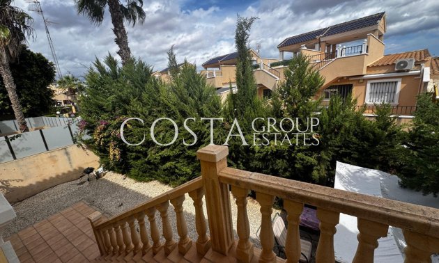 Revente - Maison -
Orihuela - Orihuela Costa