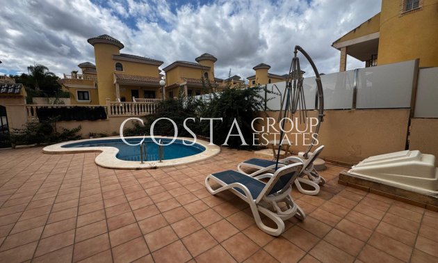 Revente - Maison -
Orihuela - Orihuela Costa