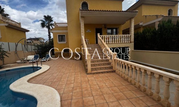 Revente - Maison -
Orihuela - Orihuela Costa