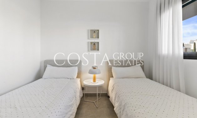 Resale - Apartments -
Orihuela - Orihuela Costa