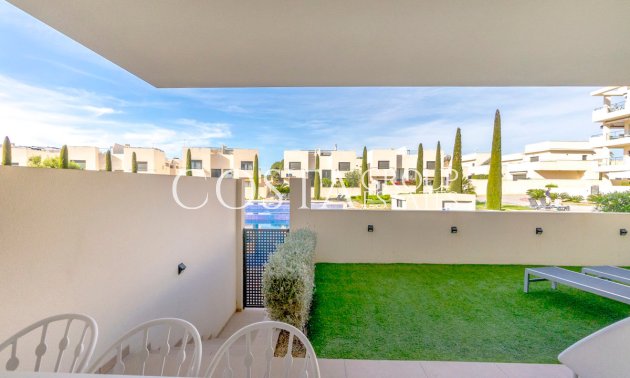 Resale - Apartments -
Orihuela - Orihuela Costa