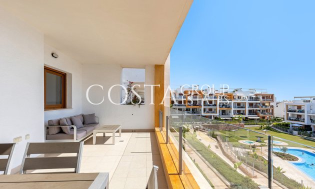 Resale - Apartments -
Orihuela - Villamartin