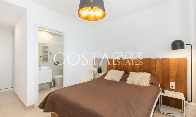 Resale - Apartments -
Orihuela - Villamartin
