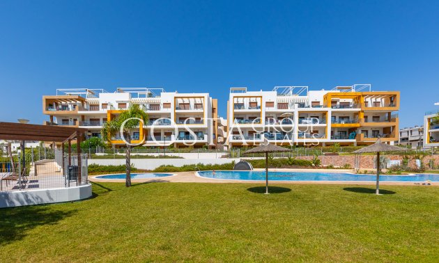Resale - Apartments -
Orihuela - Villamartin