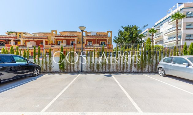 Resale - Apartments -
Orihuela - Villamartin
